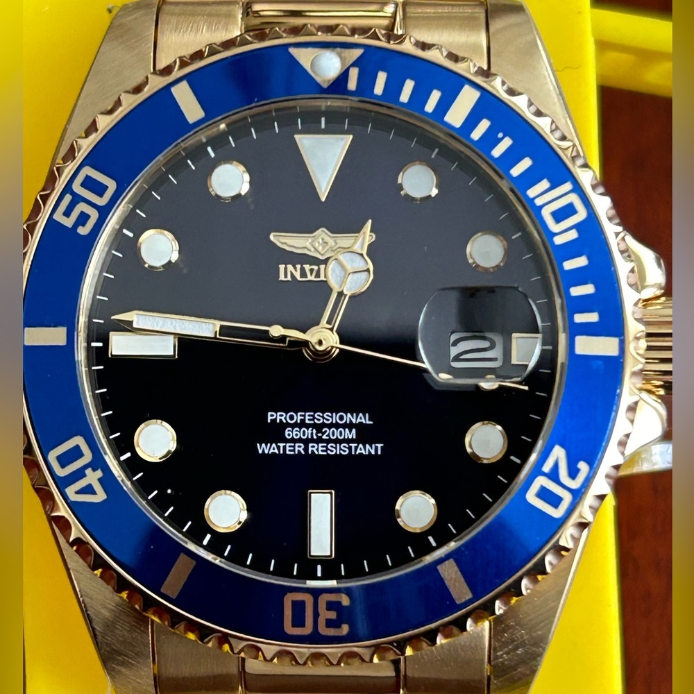 NWT Invicta Pro Diver 38mm Ladies Quartz Watch